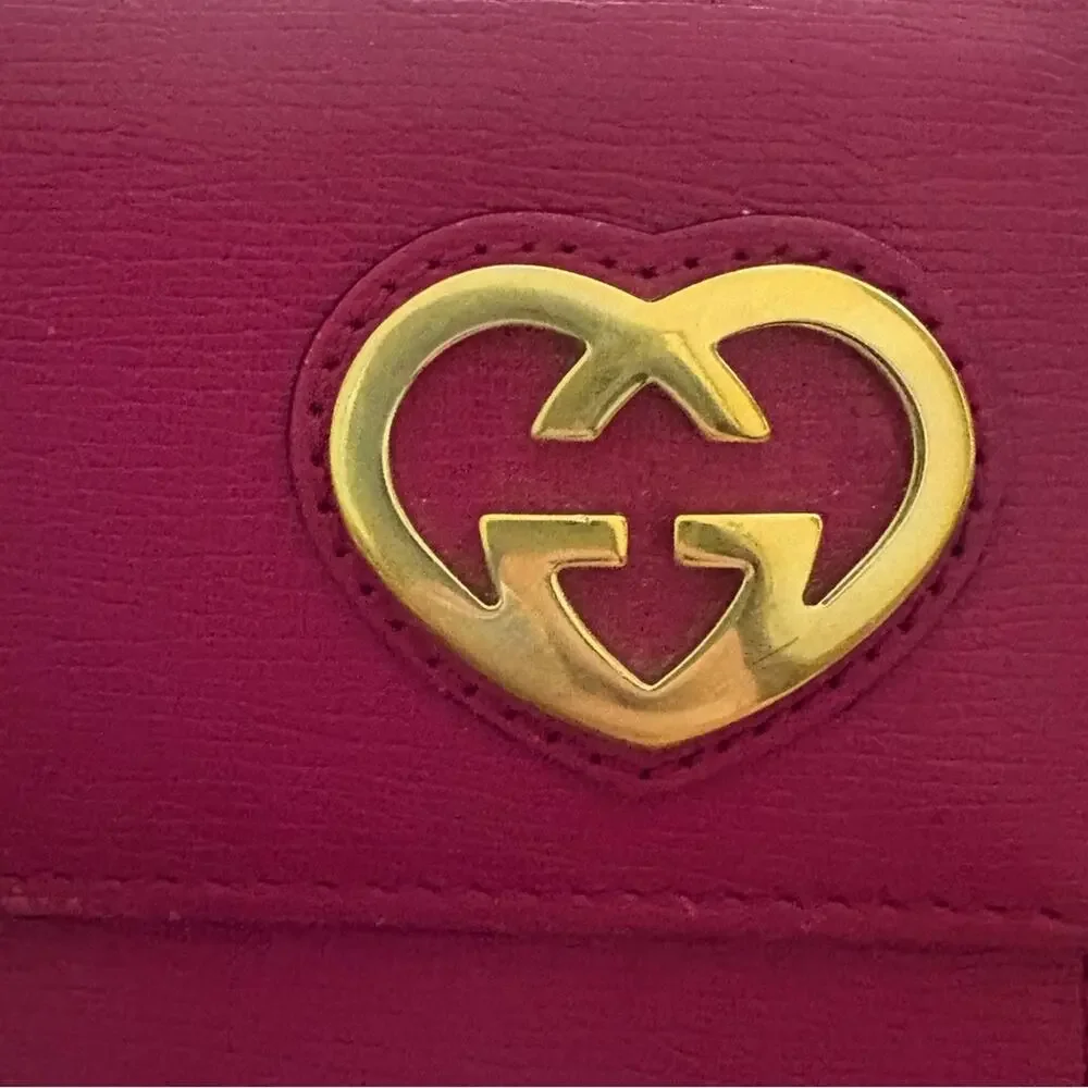 Gucci LE GG Interlocking Hearts Long Wallet in pink